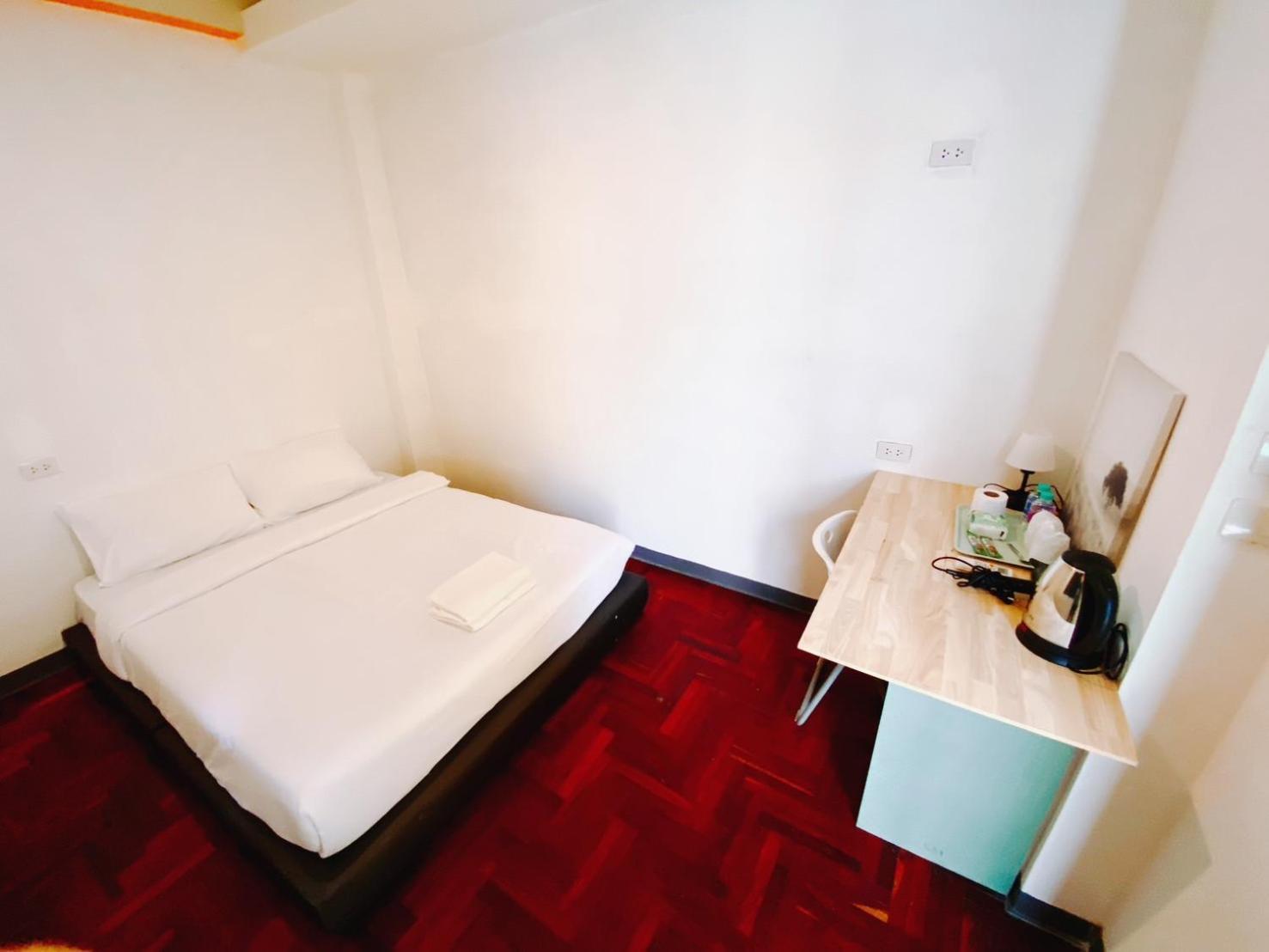 Go Inn Bts Surasak Silom Bkk โกอินน์ บีทีเอส สถานีสุรศักดิ์ Bangkok Bagian luar foto